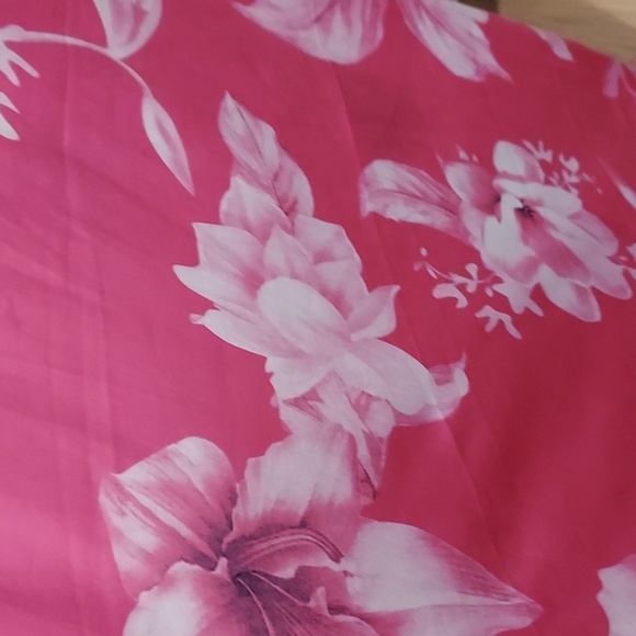 Pretty in Pink Adjustable Spaghetti Strap Maxi Dress with Floral Print Size 2x - Picture 3 of 8